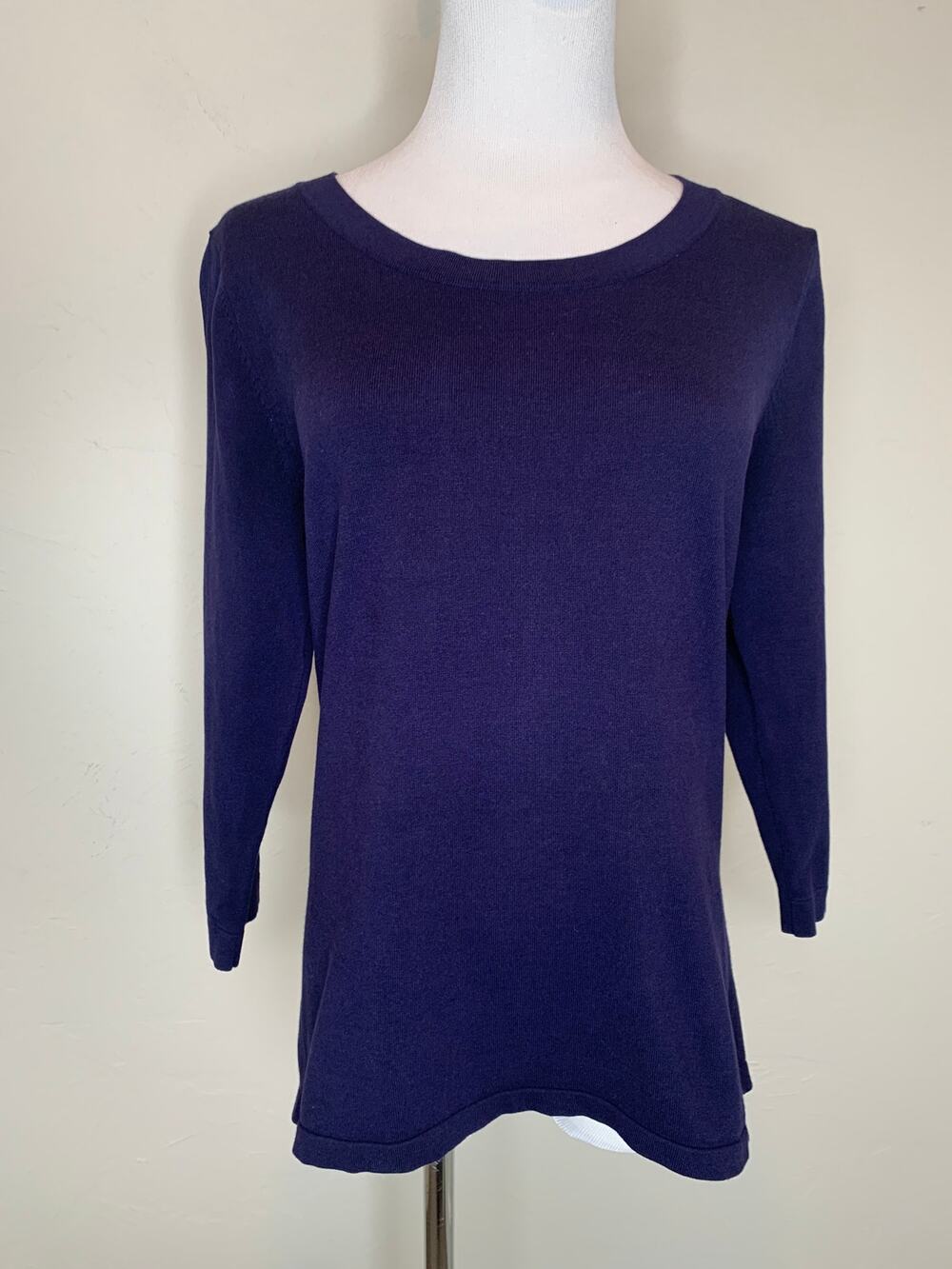 August Silk Blue Sz Medium Crew Neck Sweater Silk Blend Classic